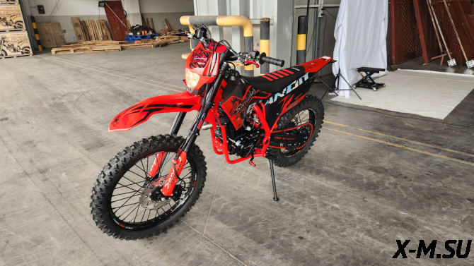 Кроссовый мотоцикл Sanchez Bandit YB300R